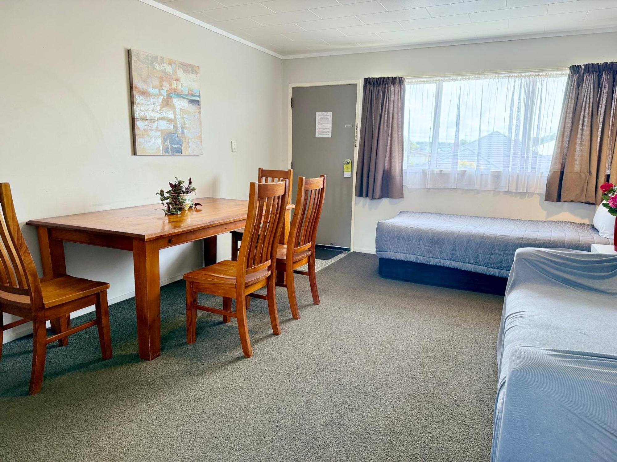 Continental Motel Whangarei Eksteriør billede